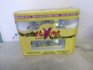lot 59 image: Blazer Xtreme Series Halogen Fog Lamp Kit