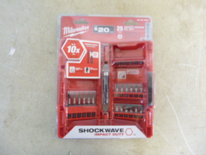 lot 112 image: Milwaukee Impact Driver Bit Set