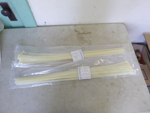 lot 118 image: 2 Packs of Cambridge Resources Zip Ties