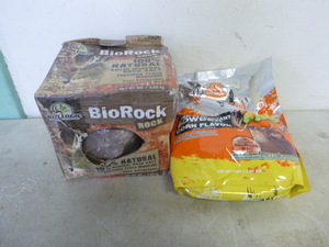 lot 141 image: BioLogic Deer Attractants