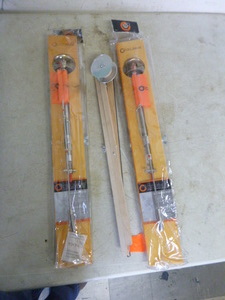 lot 146 image: 3 Ice Fishing Tip-Ups