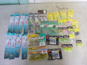 lot 157 image: Fishing Tackle