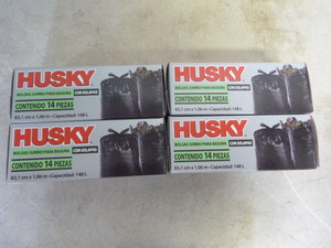 lot 175 image: 4 Boxes of Husky 39 Gallon Lawn Bags