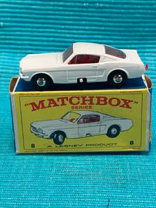 lot 4 image: Vintage Lesney Matchbox w Box #8 Ford Mustang