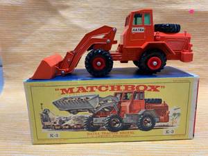 lot 67 image: Lesney Matchbox King Size K3 Hatra Tractor Shovel