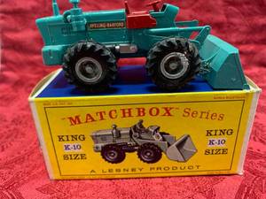 lot 71 image: Lesney Matchbox King Size K10 Aveling-Barford Tractor Shovel