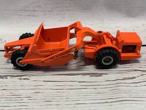 lot 83 image: Vintage Lesney Matchbox King Allis Chalmers Scraper