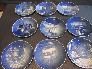 lot 393 image: B&G Christmas Plates