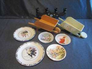 lot 397 image: Swedish Prints & Collectibles