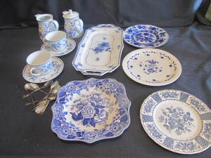 lot 435 image: China - Spode, English, W.German