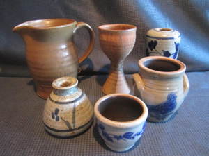 lot 409 image: Crockery