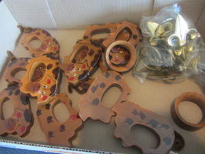lot 471 image: Napkin Rings