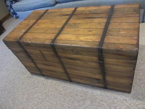 lot 369 image: Vintage Coffee Trunk