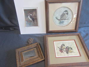 lot 481 image: Bird Pictures, Mirror