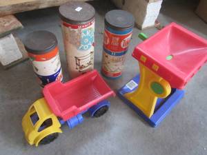 lot 513 image: Vintage Toys