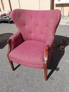 lot 31 image: Vintage Wing Back Chair With Tacks
