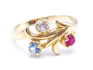 lot 40 image: Elegant Diamond, Ruby, and Aqua Estate Ring in 10k Yellow Gold