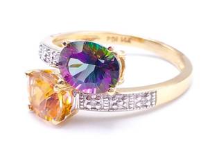 lot 47 image: Mystic Topaz and Diamond Estate Ring in 14k Yellow Gold