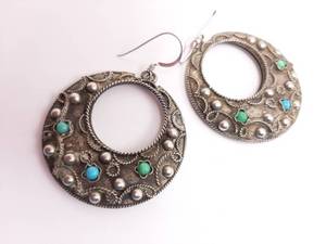 lot 25 image: Vintage Turquoise Sterling Silver Estate Earrings