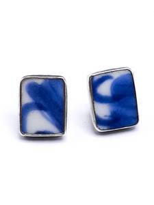 lot 90 image: Artistic Blue & White Sterling Silver Estate Earrings