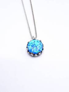 lot 98 image: Beautiful Opal Estate Necklace in Sterling Silver