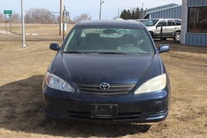 lot 5166 image: 2003 Toyota Camry LE