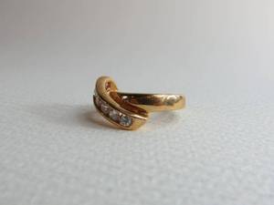lot 3 image: STUNNING Sterling Gold-tone Ring