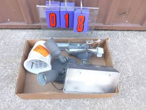 lot 18 image: Photo Eye yard light & electrical. Tested & works. As shown.