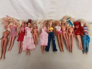 12 Assorted Barbie & Fashion Dolls