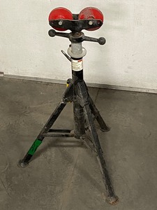 Sumner 2500# Pipe Stand  Jack