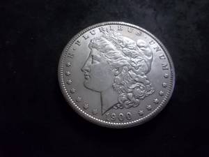 lot 27 image: 1900 S  Morgan Silver Dollar