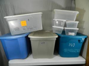 9 Totes with Lids