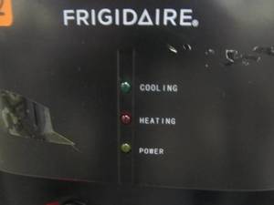 lot 50 image: Frigidaire Water CoolerDispenser in Stainless Steel EFWC519