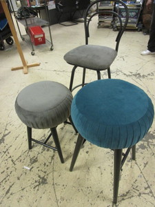 lot 131 image: LINON HOME DECOR STOOLS
