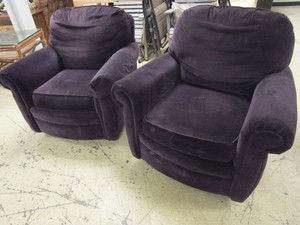 lot 140 image: FLEXSTEEL SWIVEL CHAIRS, COMFORTABLE