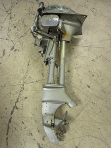 lot 154 image: EVINRUDE OUTBOARD MOTOR