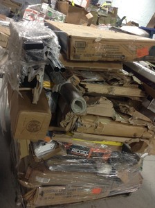 Pallets whit assorted salvage units for parts or repair