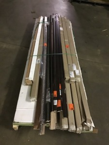 WHOLESALE PALLET MIXED OF ASSORTED STAIR NOSE MOLDINGS (DIFFERENT SIZES NOT USED)