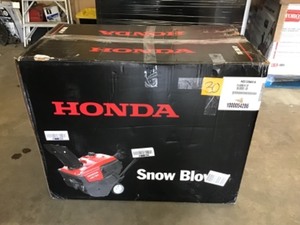 Honda HS720AS 20 in. Single-Stage Electric Start Gas Snow Blower not used
