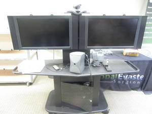 lot 4 image: Polycom Cart Noc Control Center