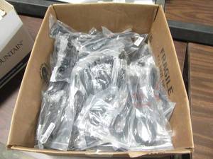 lot 32 image: Large Box of New USB A to USB B cables approx 100x