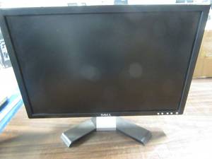 lot 52 image: Dell 20 in LCD Monitor wstand