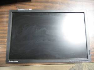 lot 59 image: Lenovo 20 in LCD Monitor no stand