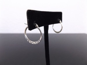 lot 99 image: .925 Sterling Silver Etched Hoop Post Clamp Earrings