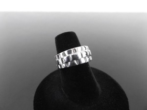 lot 63 image: .925 Sterling Silver Band Ring Size 6