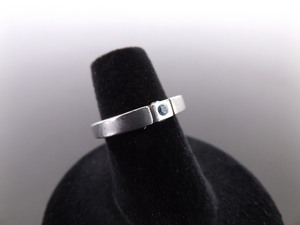 lot 23 image: Brushed .925 Sterling Silver Topaz Crystal Ring Size 5.25