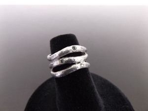 lot 47 image: .925 Sterling Silver Free Form Crystal Ring Size 5