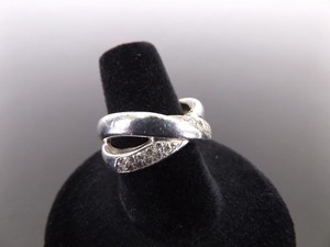 lot 53 image: .925 Sterling Silver Crystal Ring Size 7.5