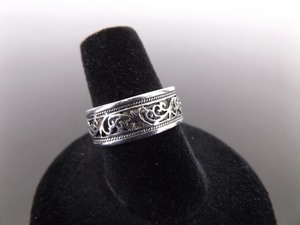 lot 57 image: .925 Sterling Silver Scrolled Band Ring Size 7.75