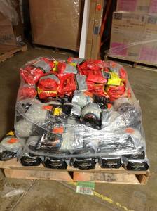 lot 2 image: PALLET WHIT MIX DRAGON FIRE LAVA PEBBLES-FOR FIRE PITSLANDSCAPINGOTHER USES IN GOOD CONDITIONS